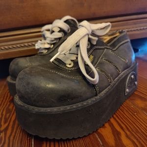 Swear alternative shoes